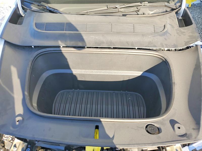 72259435 :رقم المزاد ، 7SAYGDED5TF514503 vin ، 2026 Tesla Model Y مزاد بيع