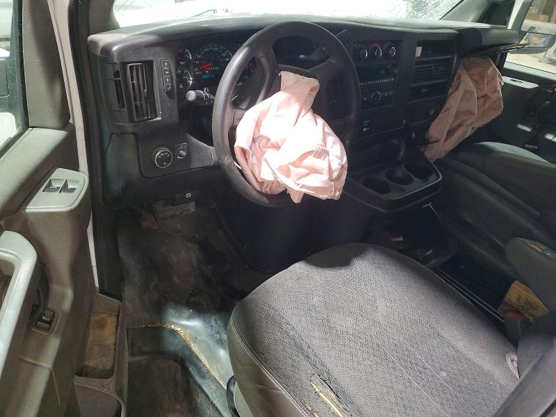 99134005 :رقم المزاد ، 1GCWGAFG3J1912651 vin ، 2018 Chevrolet Express G2500 مزاد بيع