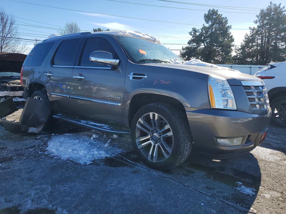 75108125 :رقم المزاد ، 1GYS4BEF8DR207740 vin ، 2013 Cadillac Escalade مزاد بيع