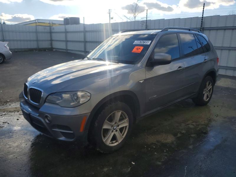2013 Bmw X5 Xdrive3 მანქანა იყიდება აუქციონზე, vin: 5UXZV4C55D0G51932, აუქციონის ნომერი: 99574735