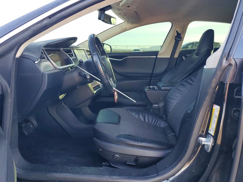 2013 Tesla Model S მანქანა იყიდება აუქციონზე, vin: 5YJSA1CN5DFP22963, აუქციონის ნომერი: 72870455