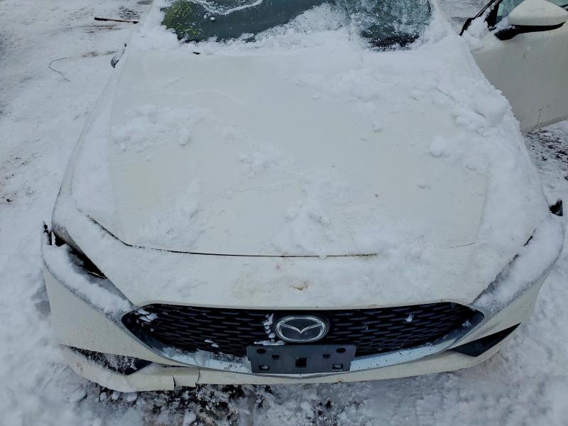 Продажа на аукционе авто 2019 Mazda 3 Preferre, vin: JM1BPBCM5K1125877, номер лота: 99632275