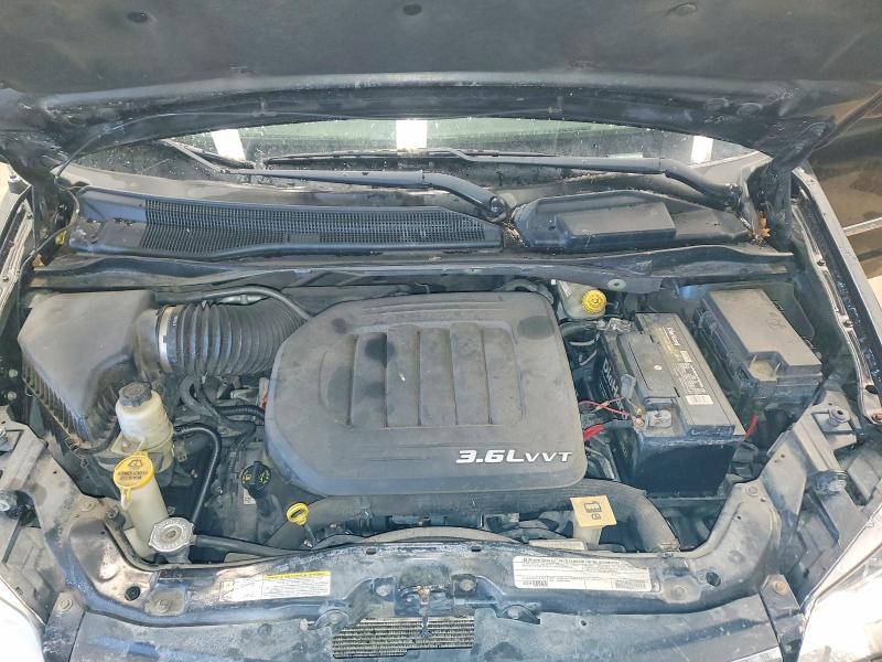 98635725 :رقم المزاد ، 2C4RC1BG1CR212642 vin ، 2012 Chrysler Town & Country مزاد بيع