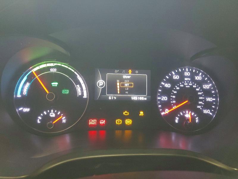 99074065 :رقم المزاد ، KNAGT4LE0H5018997 vin ، 2017 Kia Optima مزاد بيع