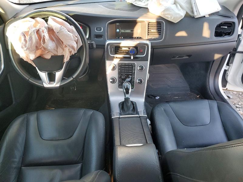 2017 Volvo S60 მანქანა იყიდება აუქციონზე, vin: LYV402HK7HB133243, აუქციონის ნომერი: 98212635