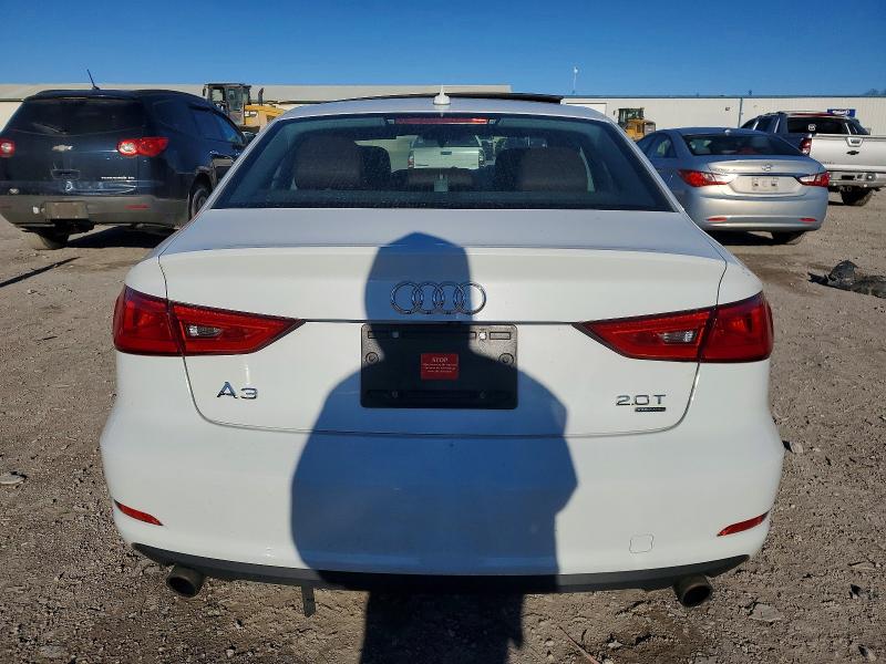 Продажа на аукционе авто 2015 Audi A3, vin: WAUEFGFFXF1010883, номер лота: 73068295
