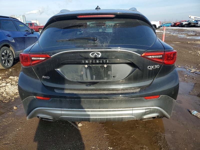 99552805 :رقم المزاد ، SJKCH5CR9HA032252 vin ، 2017 Infiniti Qx30 مزاد بيع