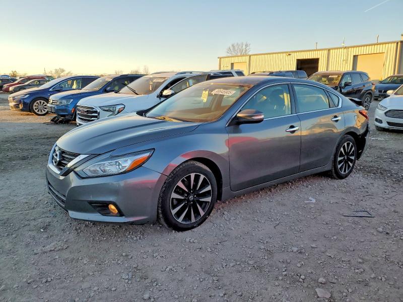2018 Nissan Altima მანქანა იყიდება აუქციონზე, vin: 1N4AL3AP8JC246213, აუქციონის ნომერი: 98846905