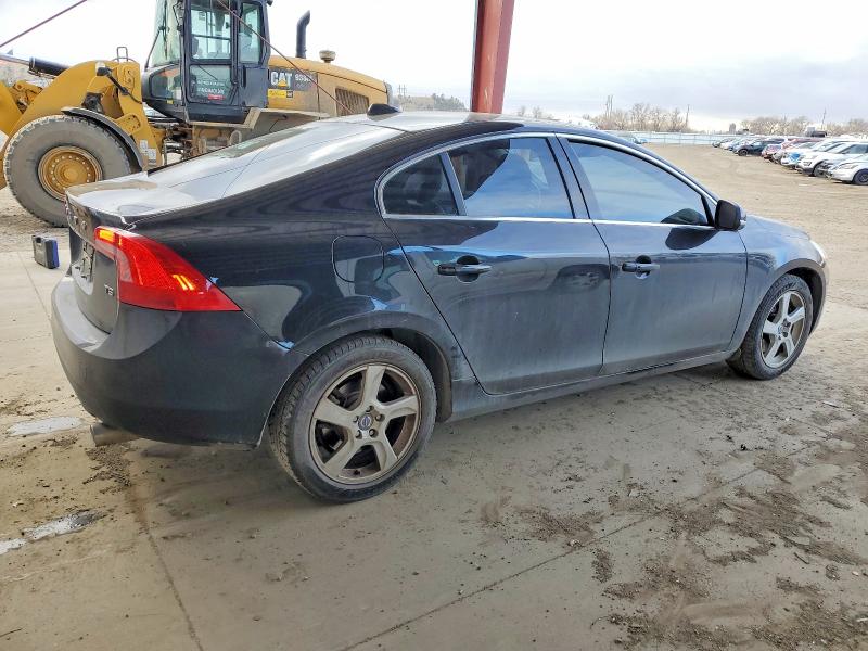 2012 Volvo S60 მანქანა იყიდება აუქციონზე, vin: YV1622FS8C2130703, აუქციონის ნომერი: 72396885