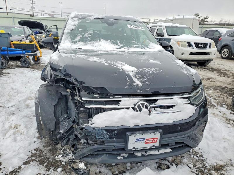 74155725 :رقم المزاد ، 3VV2B7AX6NM146531 vin ، 2022 Volkswagen Tiguan مزاد بيع