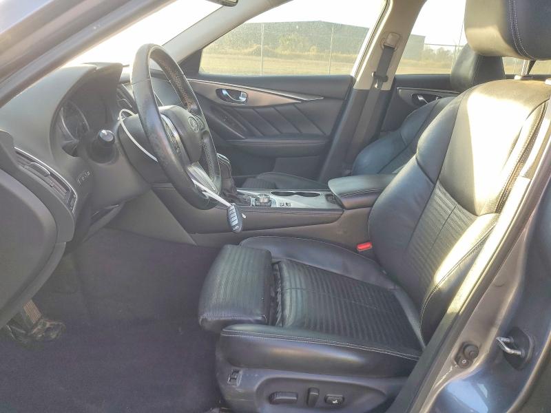 98574895 :رقم المزاد ، JN1EV7AP0JM360717 vin ، 2018 Infiniti Q50 Luxe مزاد بيع