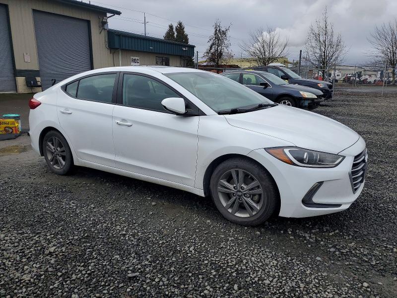 99556745 :رقم المزاد ، 5NPD84LF2JH300421 vin ، 2018 Hyundai Elantra Se مزاد بيع