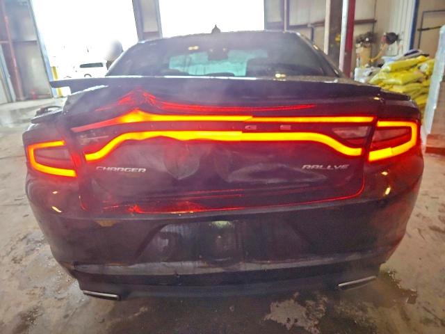 99782785 :رقم المزاد ، 2C3CDXHG1FH852278 vin ، 2015 Dodge Charger مزاد بيع