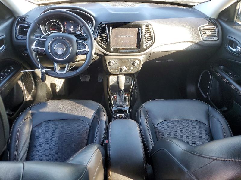 97858045 :رقم المزاد ، 3C4NJCCB4JT301733 vin ، 2018 Jeep Compass مزاد بيع