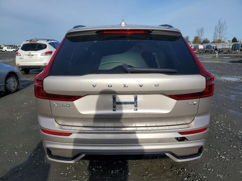 2026 Volvo Xc60 მანქანა იყიდება აუქციონზე, vin: YV4H60RM9T1356692, აუქციონის ნომერი: 99515725