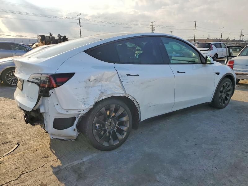 2024 Tesla Model Y მანქანა იყიდება აუქციონზე, vin: 7SAYGAEE0RF063822, აუქციონის ნომერი: 74542905