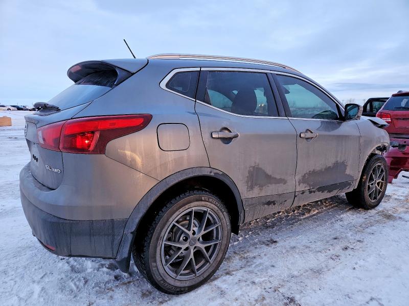 99214745 :رقم المزاد ، JN1BJ1CR1JW287338 vin ، 2018 Nissan Rogue Sport مزاد بيع