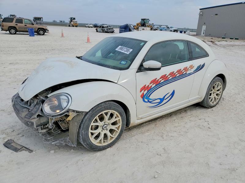 2013 Volkswagen Beetle მანქანა იყიდება აუქციონზე, vin: 3VWJP7AT1DM624424, აუქციონის ნომერი: 99837395