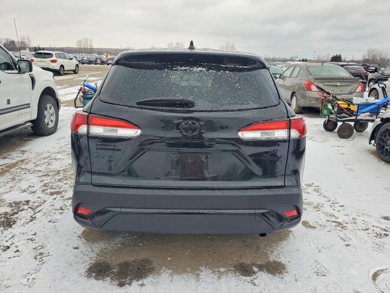 2024 Toyota Corolla Cross მანქანა იყიდება აუქციონზე, vin: 7MUFBABG1RV054279, აუქციონის ნომერი: 98208055