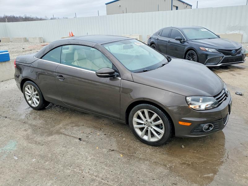 97833555 :رقم المزاد ، WVWBW8AH6GV000186 vin ، 2016 Volkswagen Eos مزاد بيع