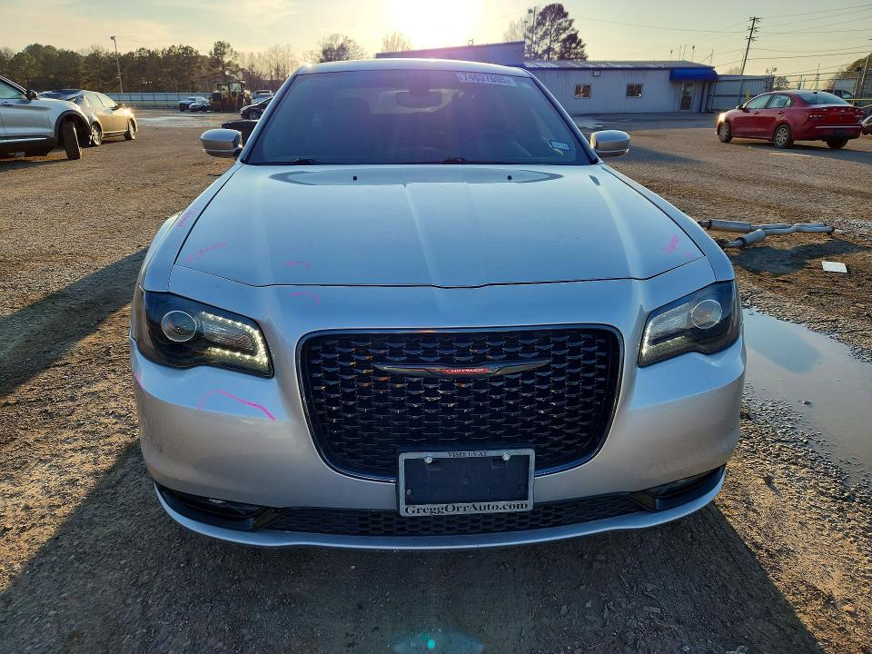 Продаж на аукціоні авто 2023 Chrysler 300, vin: 2C3CCABG3PH538416, номер лоту: 74637605