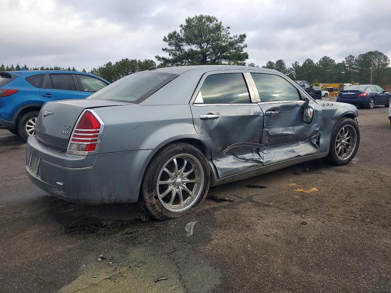 2006 Chrysler 300 მანქანა იყიდება აუქციონზე, vin: 2C3KA43R96H220057, აუქციონის ნომერი: 98576385