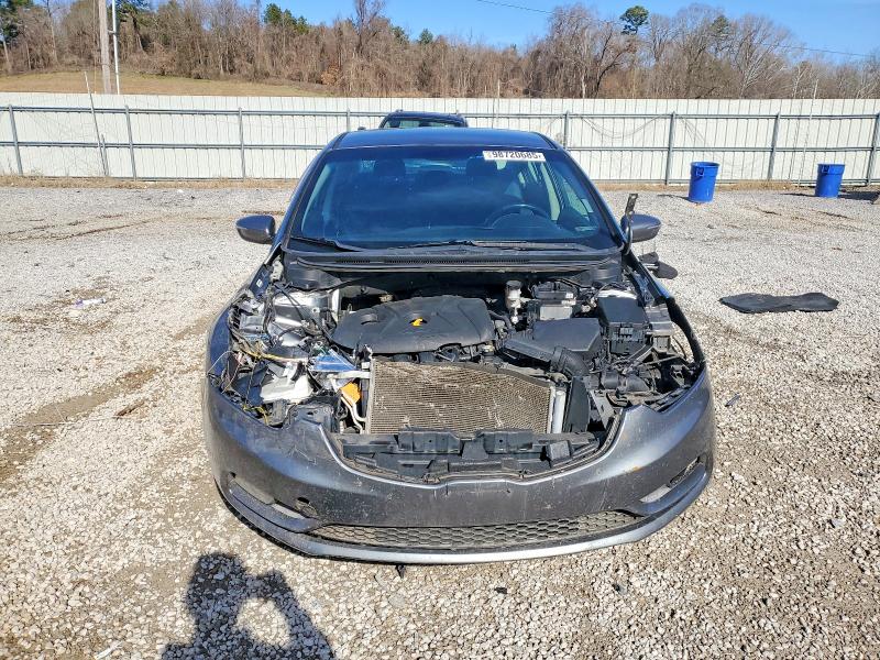 Продажа на аукционе авто 2015 Kia Forte, vin: KNAFX4A82F5266999, номер лота: 98720685