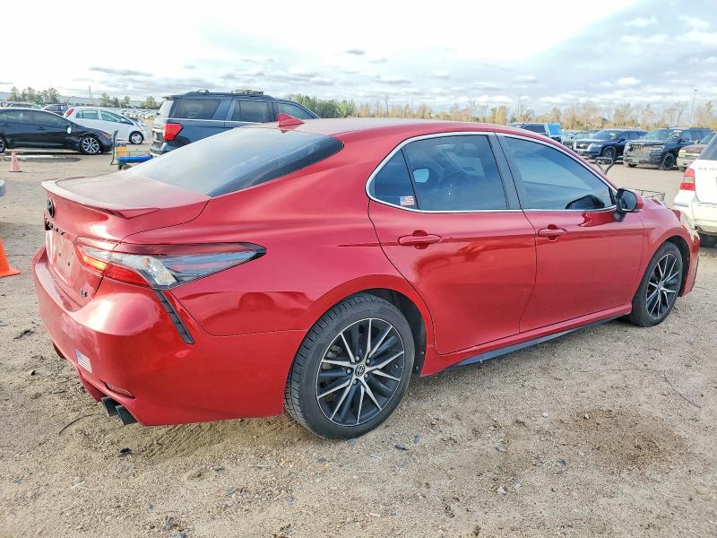 Продаж на аукціоні авто 2022 Toyota Camry, vin: 4T1G11AK0NU011044, номер лоту: 72386625