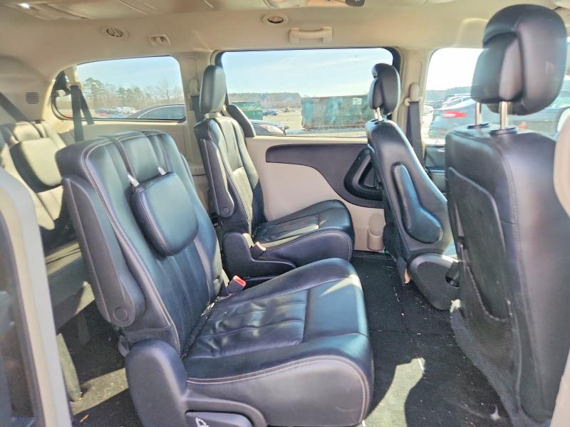 2016 Chrysler Town & Country მანქანა იყიდება აუქციონზე, vin: 2C4RC1BG8GR294794, აუქციონის ნომერი: 74459835