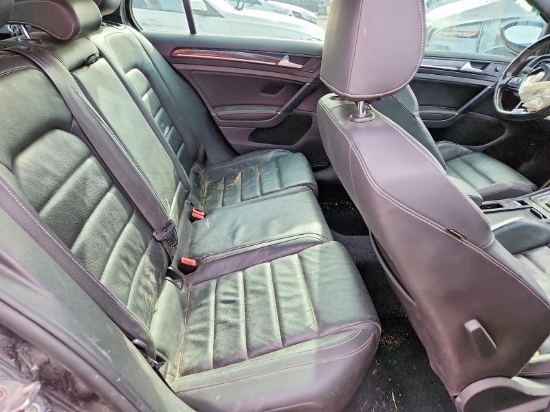 72922105 :رقم المزاد ، WVWVF7AUXHW044076 vin ، 2017 Volkswagen Golf R مزاد بيع