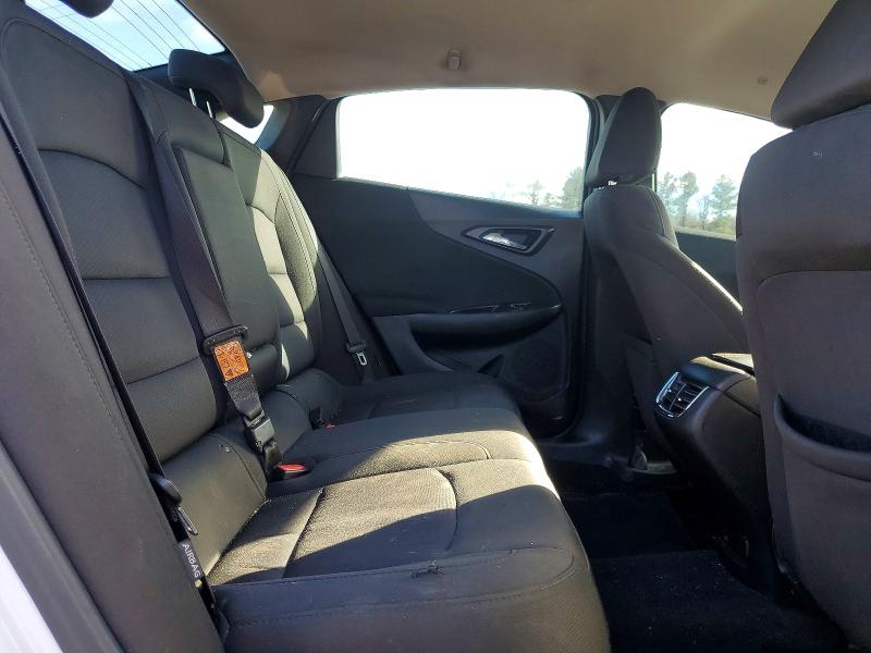 Продажа на аукционе авто 2018 Chevrolet Malibu, vin: 1G1ZD5ST9JF137025, номер лота: 72222325