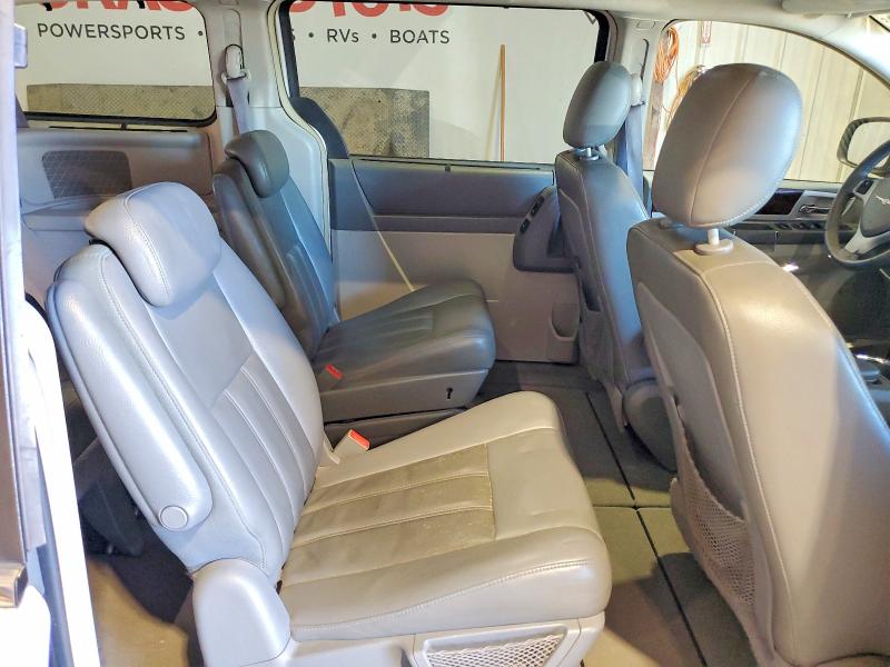 74016905 :رقم المزاد ، 2A4RR5D16AR240748 vin ، 2010 Chrysler Town & Cou مزاد بيع