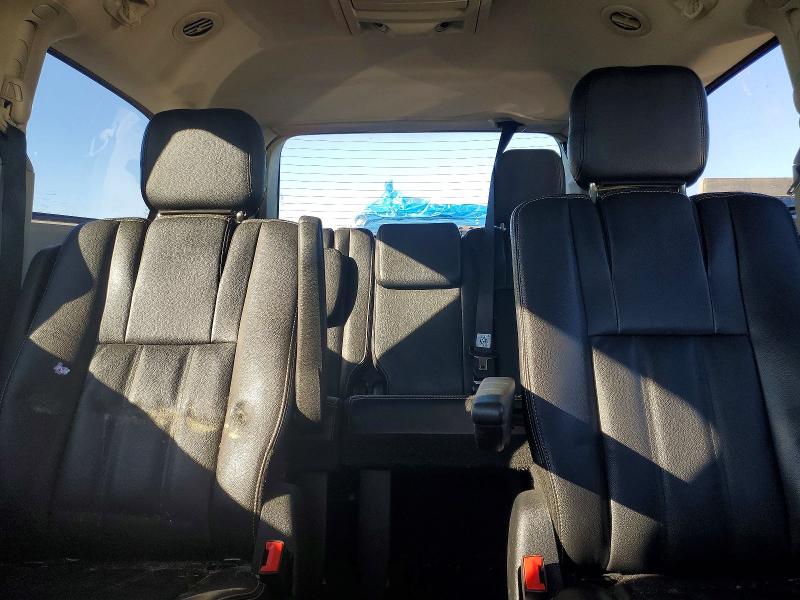 2014 Chrysler Town & Country მანქანა იყიდება აუქციონზე, vin: 2C4RC1BGXER326500, აუქციონის ნომერი: 97448135