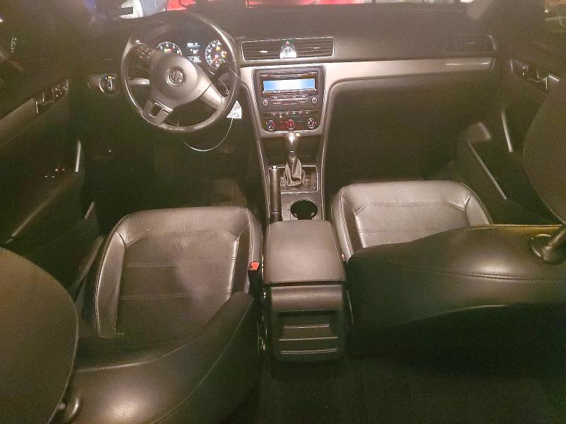 Продажа на аукционе авто 2015 Volkswagen Passat, vin: 1VWAT7A31FC002440, номер лота: 98761165