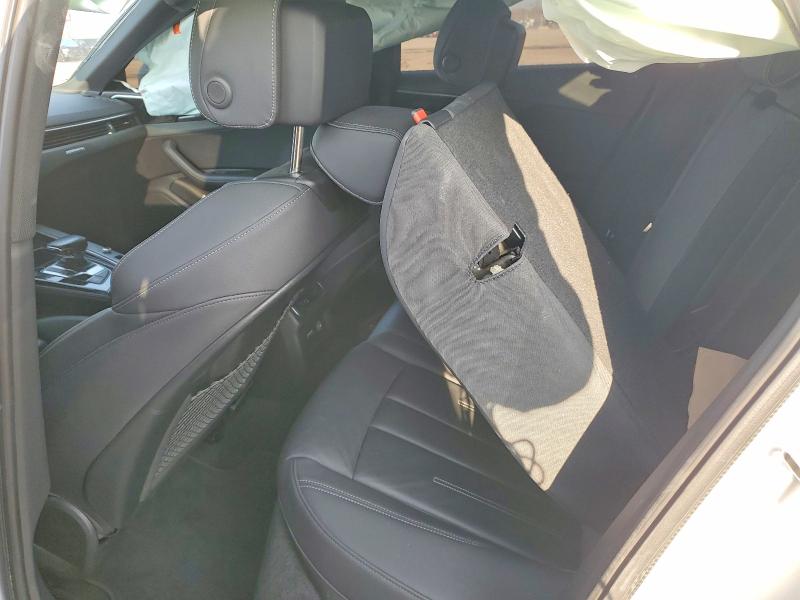 Продаж на аукціоні авто 2022 Audi A4, vin: WAUEAAF46NN013698, номер лоту: 72800015