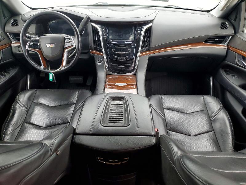 99700755 :رقم المزاد ، 1GYS4GKJ4LR286876 vin ، 2020 Cadillac Escalade مزاد بيع