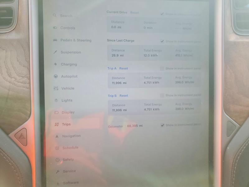 Продажа на аукционе авто 2018 Tesla Model S, vin: 5YJSA1E28JF297141, номер лота: 74411095