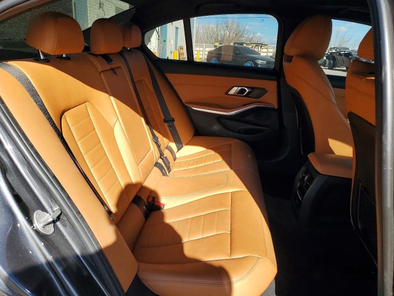 97333795 :رقم المزاد ، WBA5R1C01MFK62297 vin ، 2021 Bmw 330i مزاد بيع