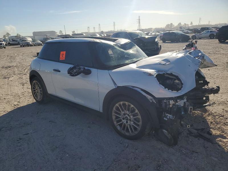 Продажа на аукционе авто 2025 Mini Cooper S, vin: WMW23GD06S2W28331, номер лота: 73720085
