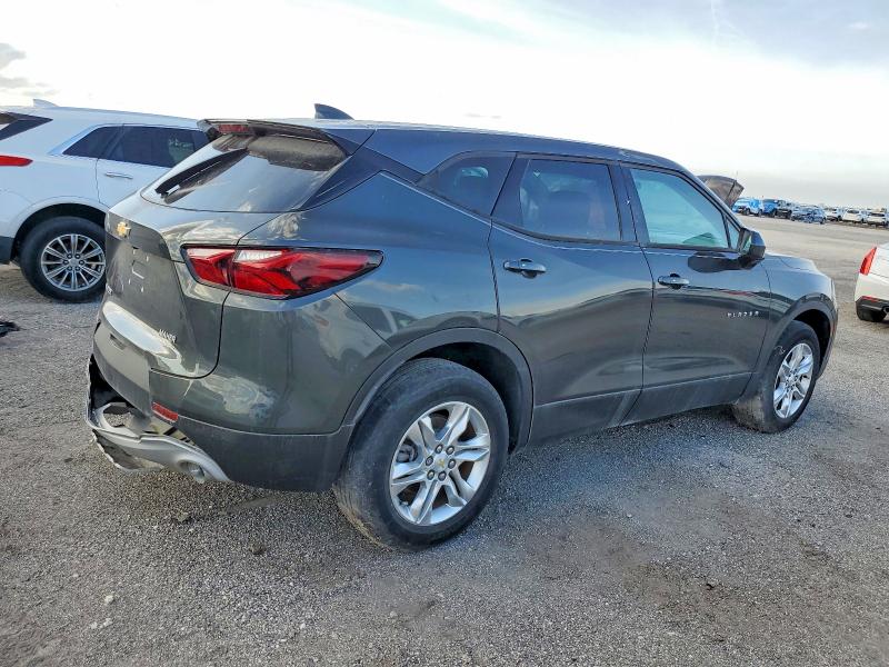 97678795 :رقم المزاد ، 3GNKBBRA2KS685499 vin ، 2019 Chevrolet Blazer 1lt مزاد بيع
