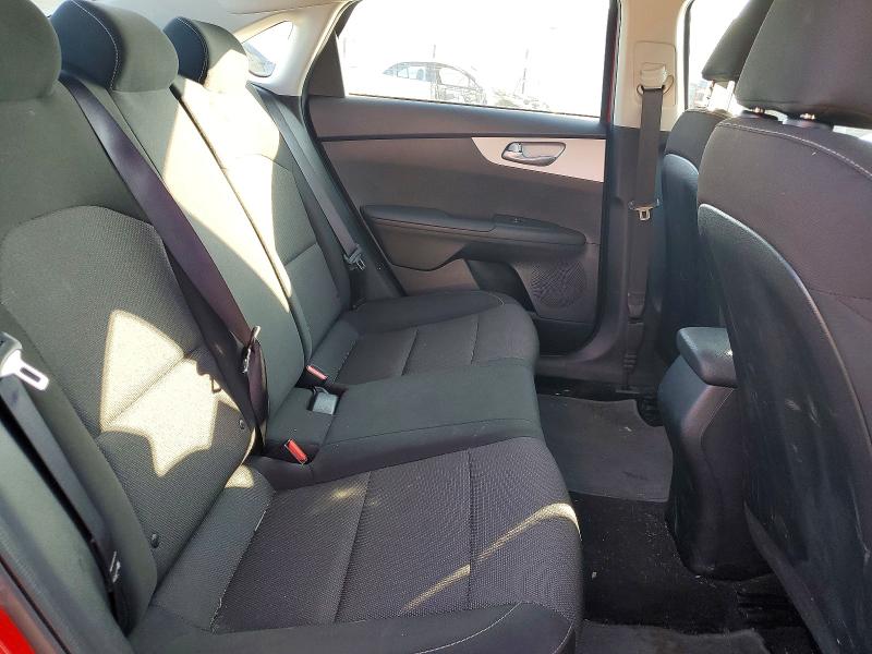 74437245 :رقم المزاد ، 3KPF24AD6RE733414 vin ، 2024 Kia Forte مزاد بيع