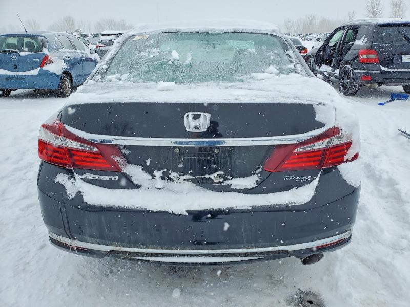 73174775 :رقم المزاد ، 1HGCR2F3XHA807620 vin ، 2017 Honda Accord مزاد بيع
