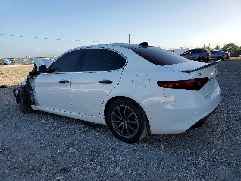 Продаж на аукціоні авто 2018 Alfa Romeo Giulia Q4, vin: ZARFAEDN1J7573529, номер лоту: 76475085