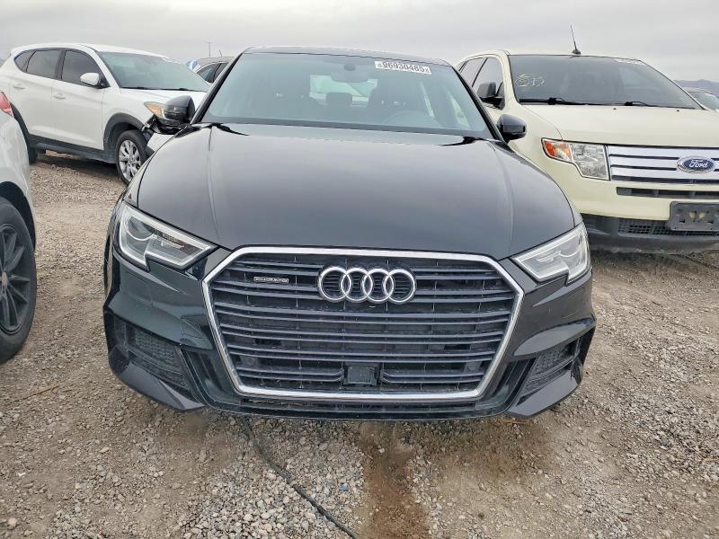 Продажа на аукционе авто 2018 Audi A3, vin: WAUJ8GFF1J1020770, номер лота: 96930485