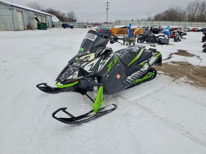 Продаж на аукціоні авто 2018 Arctic Cat Wildcat, vin: 4UF18SNW8JT114553, номер лоту: 99849205