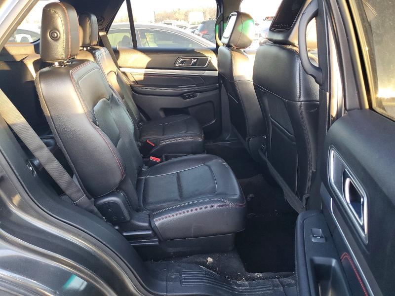 98214065 :رقم المزاد ، 1FM5K8GT6HGB05946 vin ، 2017 Ford Explorer مزاد بيع