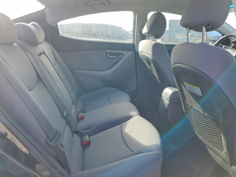 73214645 :رقم المزاد ، 5NPDH4AE2FH592136 vin ، 2015 Hyundai Elantra مزاد بيع