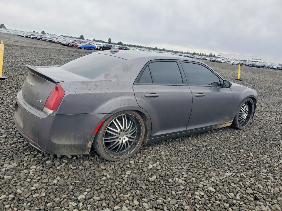 Продажа на аукционе авто 2019 Chrysler 300, vin: 2C3CCABGXKH539622, номер лота: 75411315