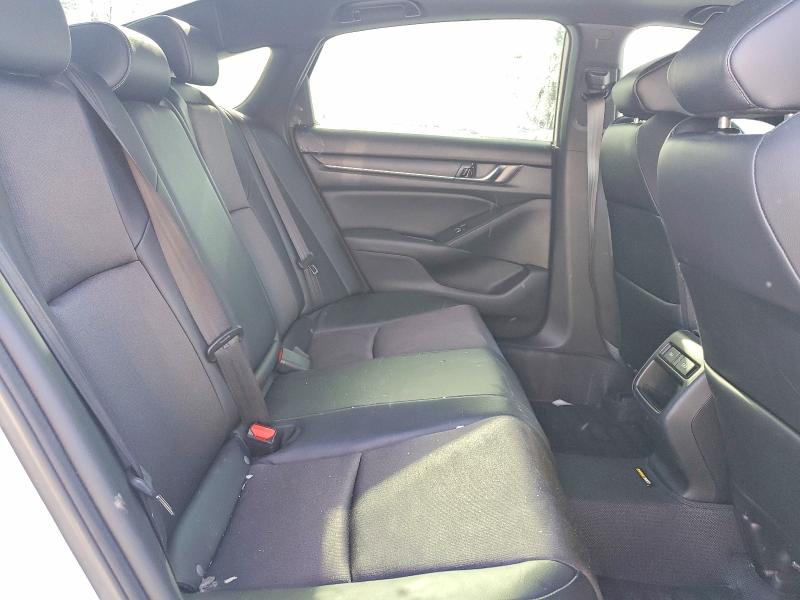 Продажа на аукционе авто 2022 Honda Accord, vin: 1HGCV1F35NA800799, номер лота: 73679005