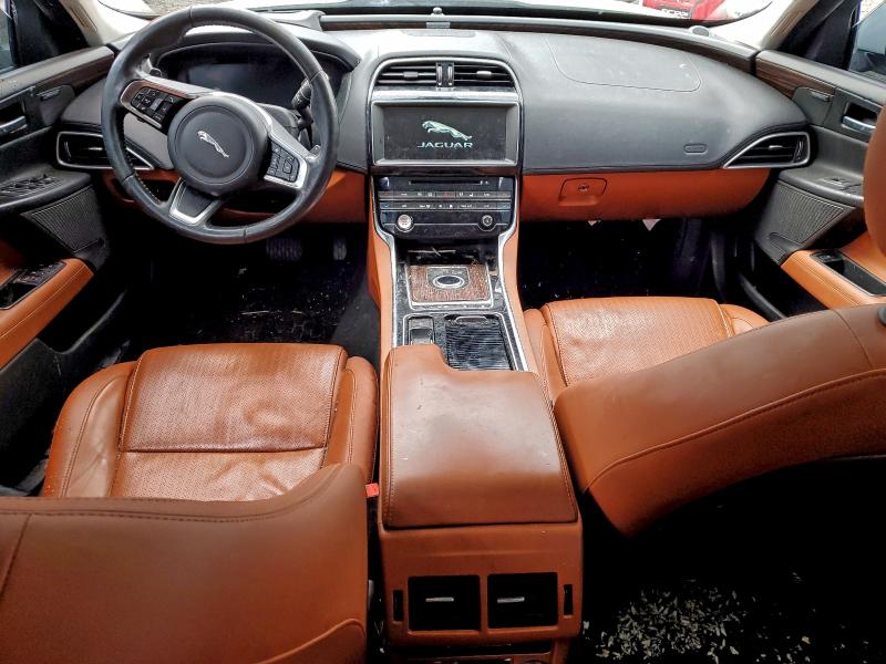 73466805 :رقم المزاد ، SAJAN4EV3JCP17768 vin ، 2018 Jaguar Xe Portfol مزاد بيع